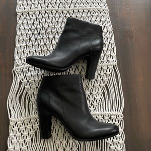 Sam Edelman Salina leather heeled ankle boots